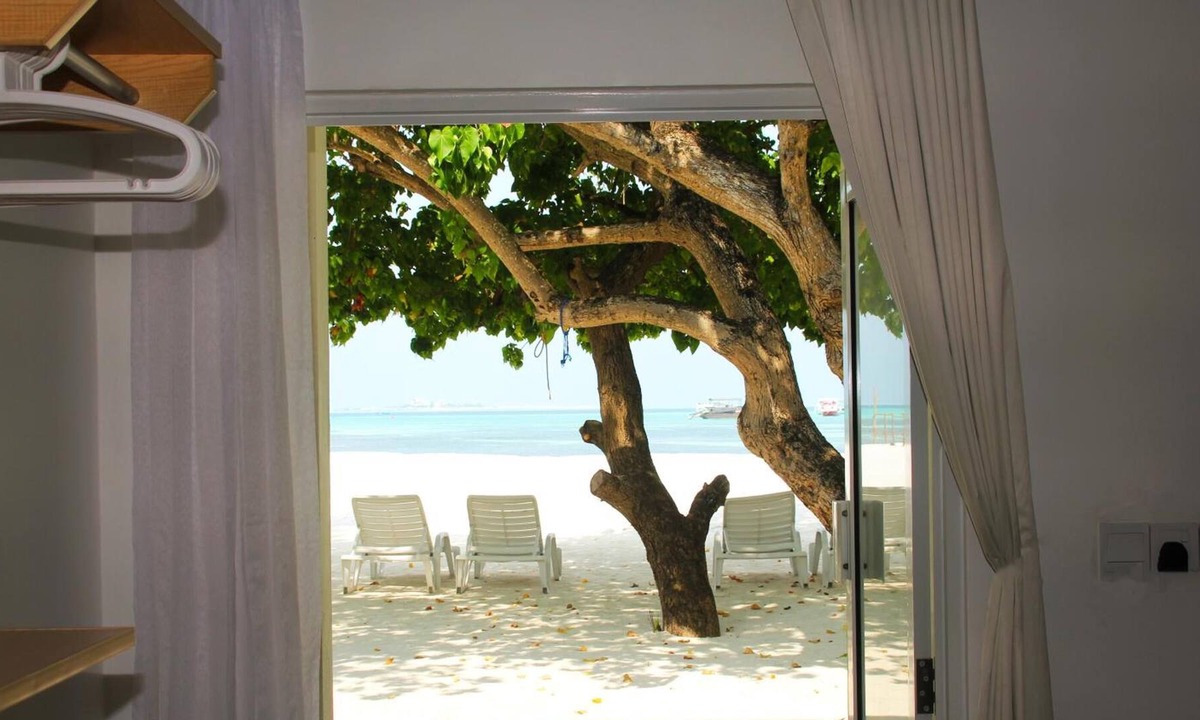 Guraidhoo House | Luxury Beach Maldives