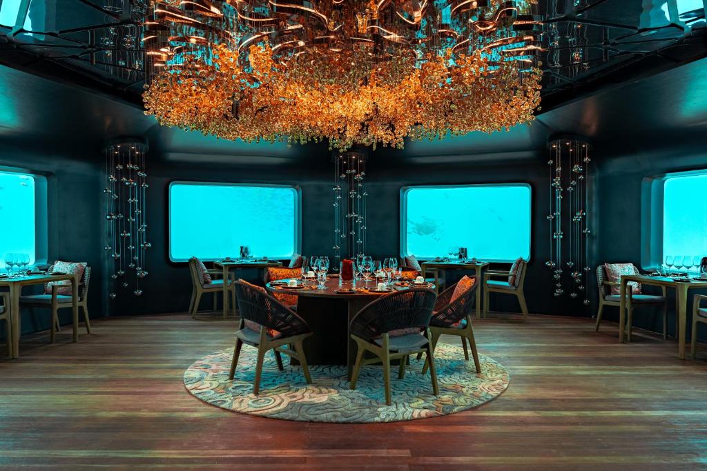 Lhaviyani Atoll Hotel | Meyyafushi Maldives - Premium All Inclusive