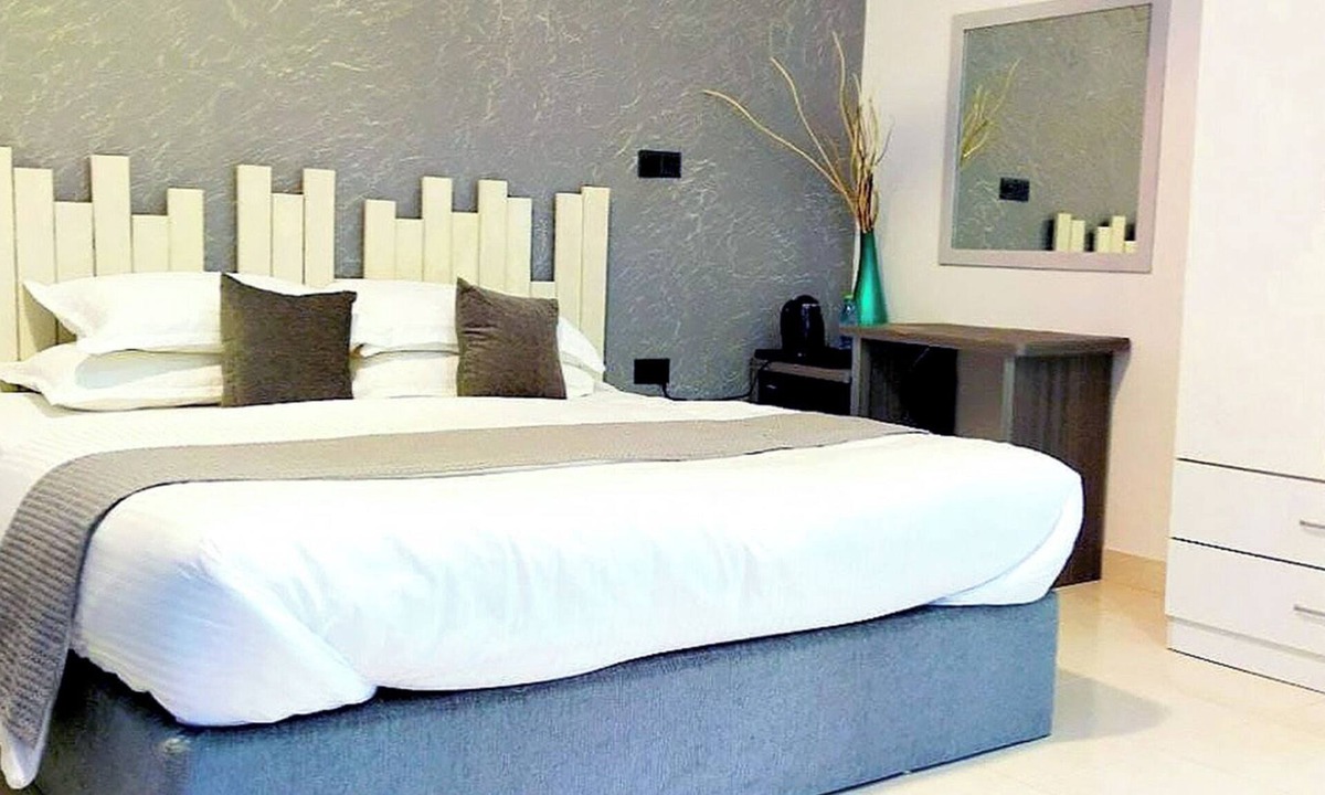 Dharavandhoo House | Turtle Inn Dharavandhoo