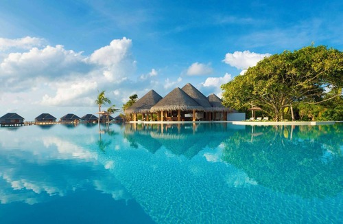 Mudhdhoo Resort | Dusit Thani Maldives - 50 percent off on Transfers for Stays of 5 Nights stay until 20 December 2026