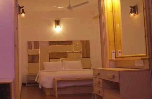 Lhaviyani Atoll Hotel | The Sultanate Courtyard Lh Hinnavaru