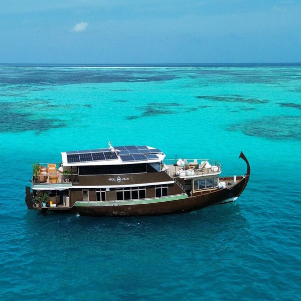 Malé Marvel: Sun-Kissed Sailing Experience in the Maldivian Atoll