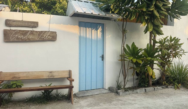 Charmed 4-bedroom house in peaceful Thulusdhoo - 30 mins boat from Male/Airport in Thulusdhoo