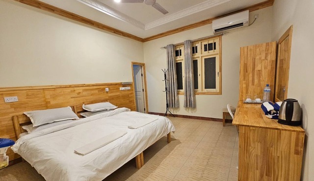 Kuri Himandhoo Inn