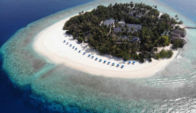 Malahini Kuda Bandos Special Offer Begin your island escape with ease airport pick up and return by shared speedboat at just USD 50 per person stays stay untill end October 2026