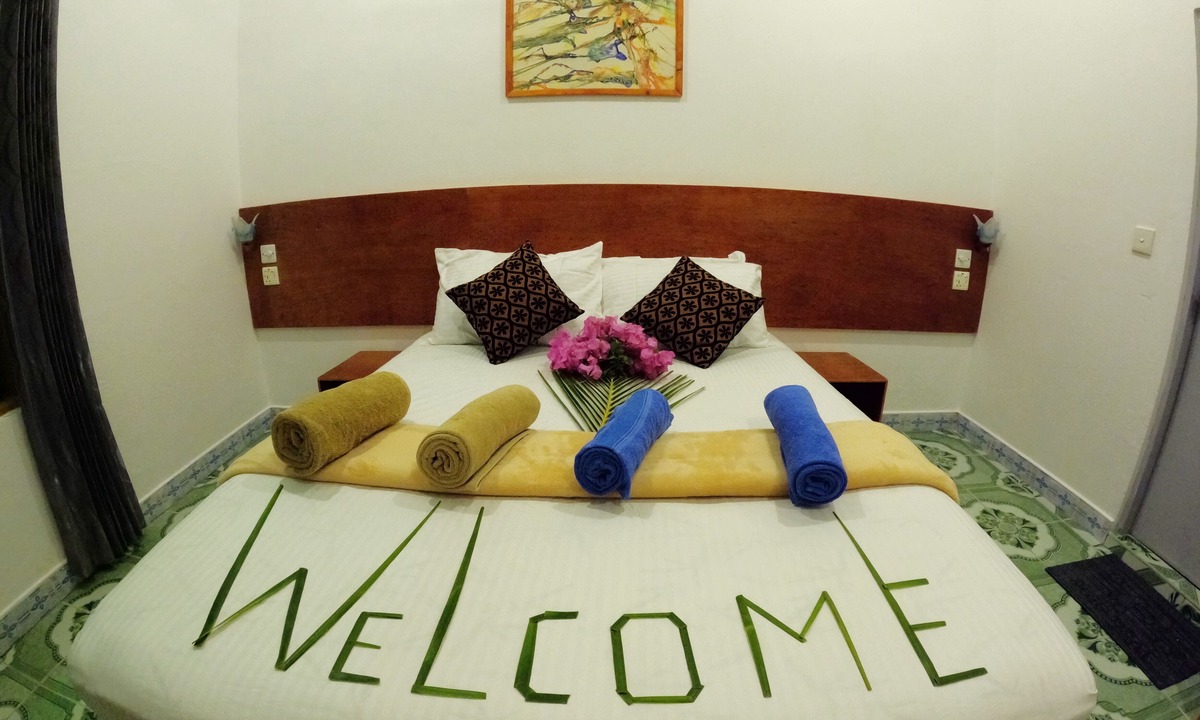Guraidhoo House | Adroit Beach Inn