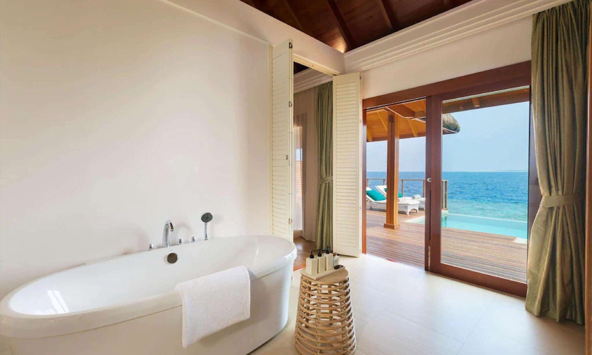 Mudhdhoo Resort | Dusit Thani Maldives - 50 percent off on Transfers for Stays of 5 Nights stay until 20 December 2026