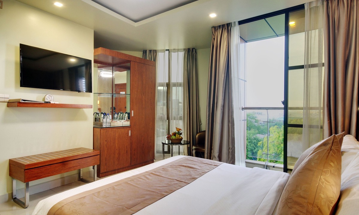 Male Hotel | Unima Grand