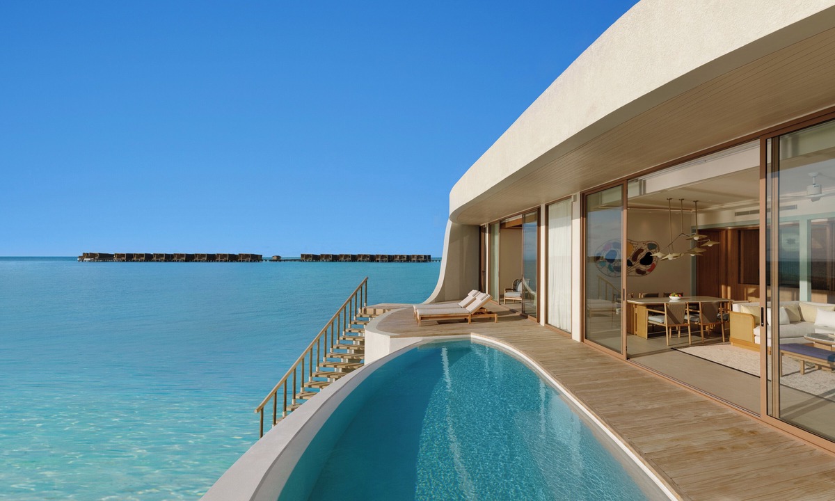 Farukolhufushi Island Resort | Centara Grand Lagoon Maldives