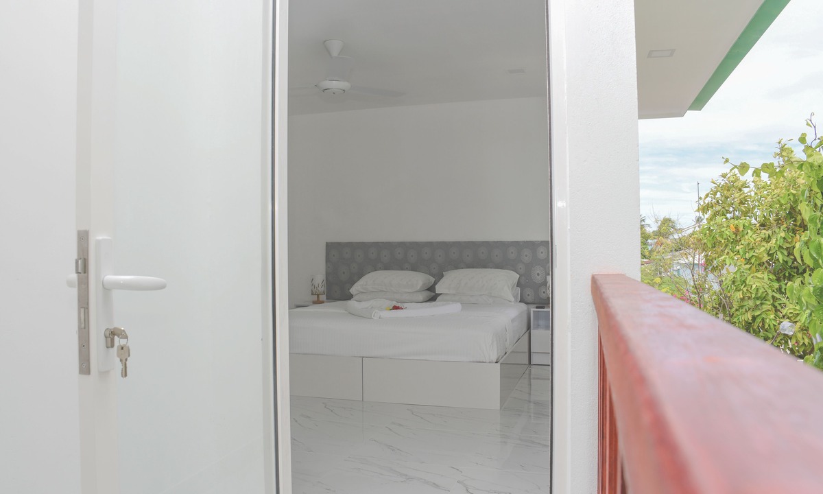 Thulusdhoo Island House | Empyrean Stay