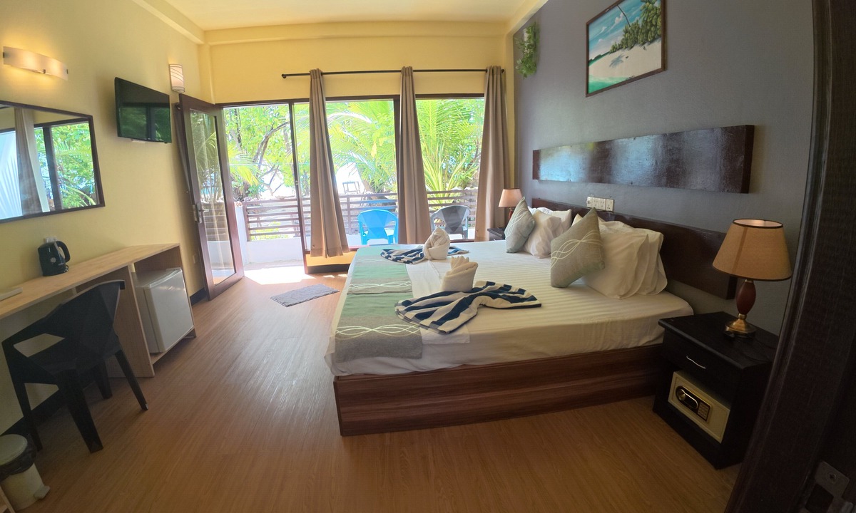 Mahibadhoo House | Liberty Guest House Maldives