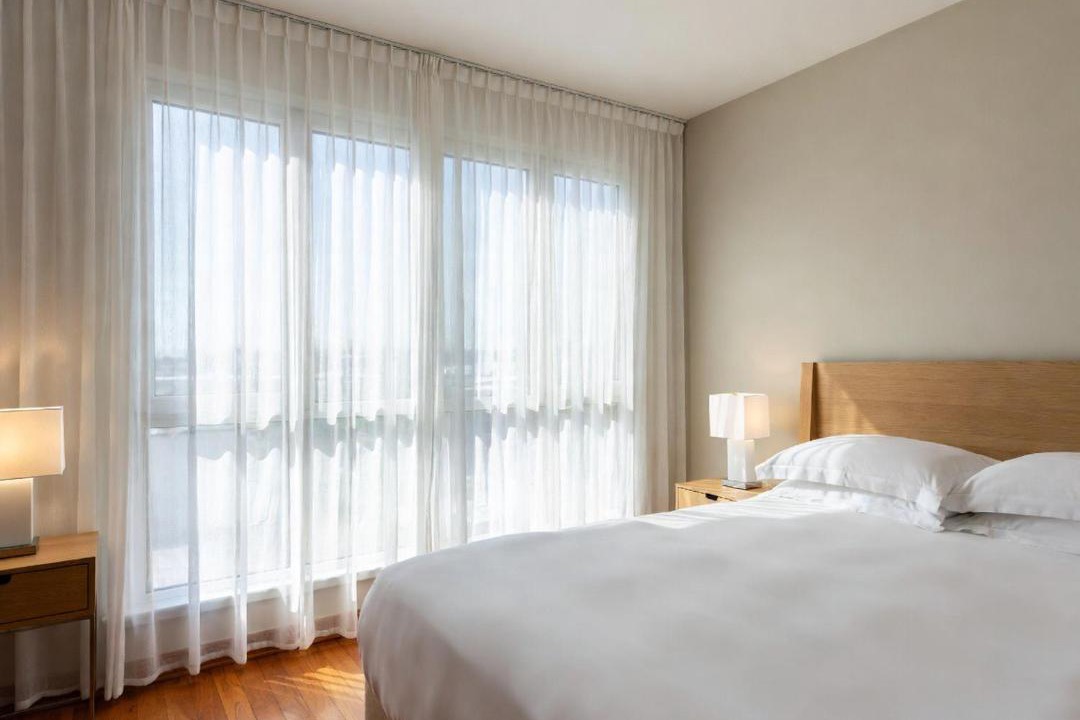 Male Apartment | Silver