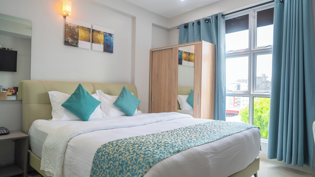 Photo of Bedroom in Male
