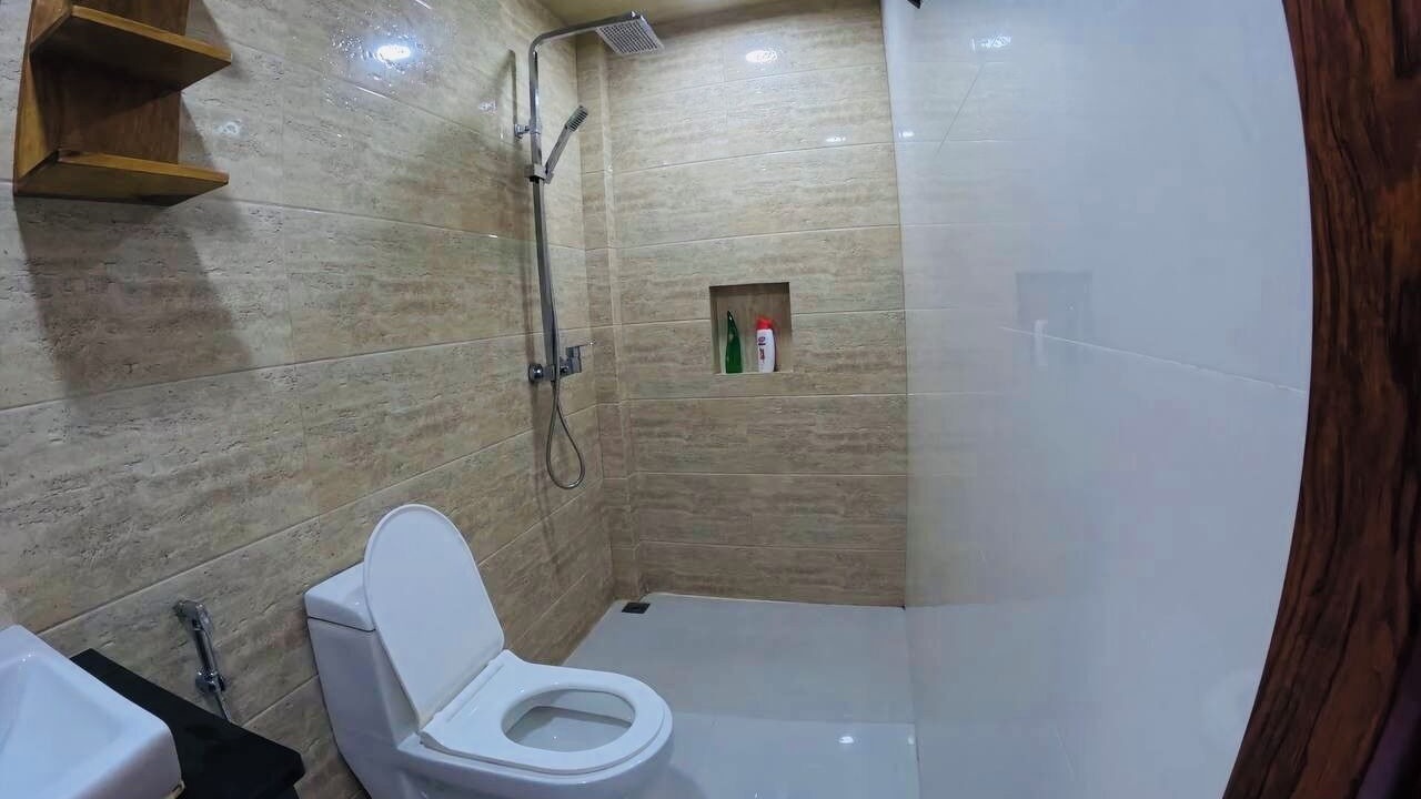 Photo of Bathroom in Dhiffushi
