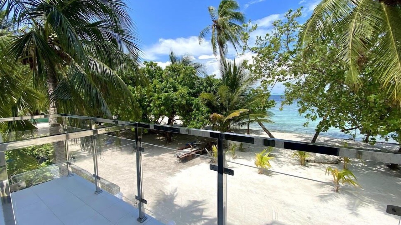 Photo of Bedroom in Hangnaameedhoo