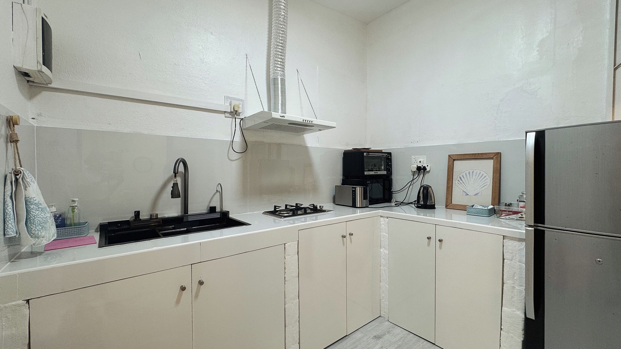 Photo of Kitchen in Thulusdhoo Island