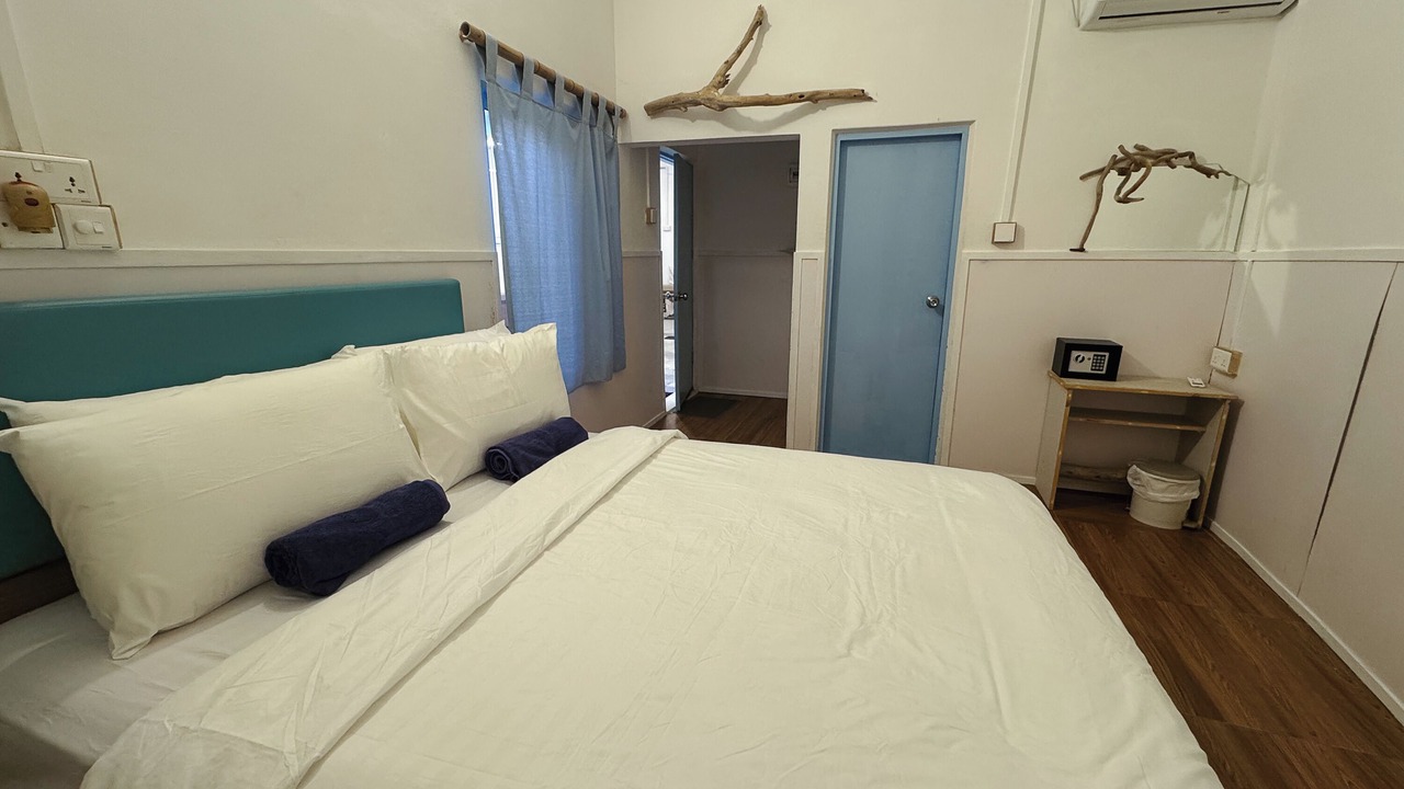 Photo of Bedroom in Thulusdhoo Island