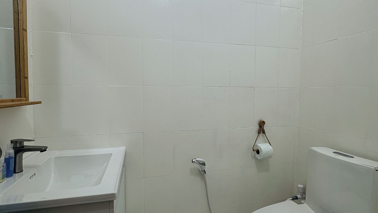 Photo of Bathroom in Thulusdhoo Island