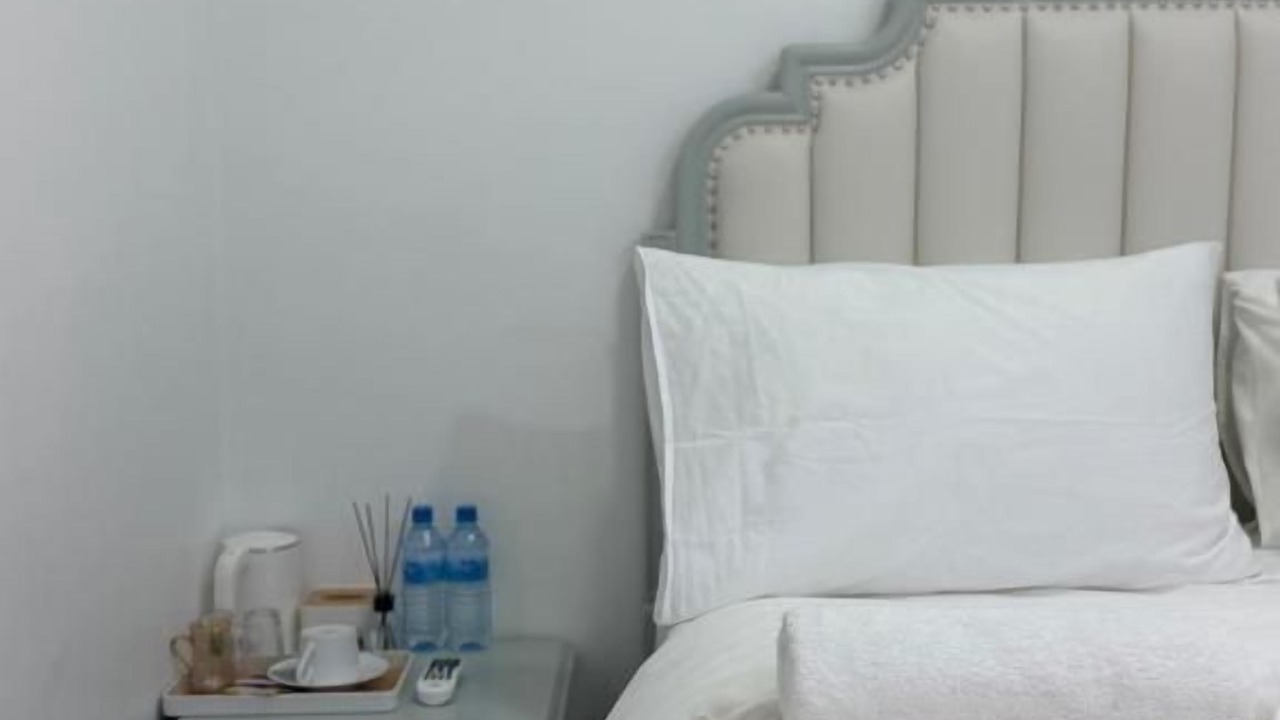 Photo of Bedroom in Male