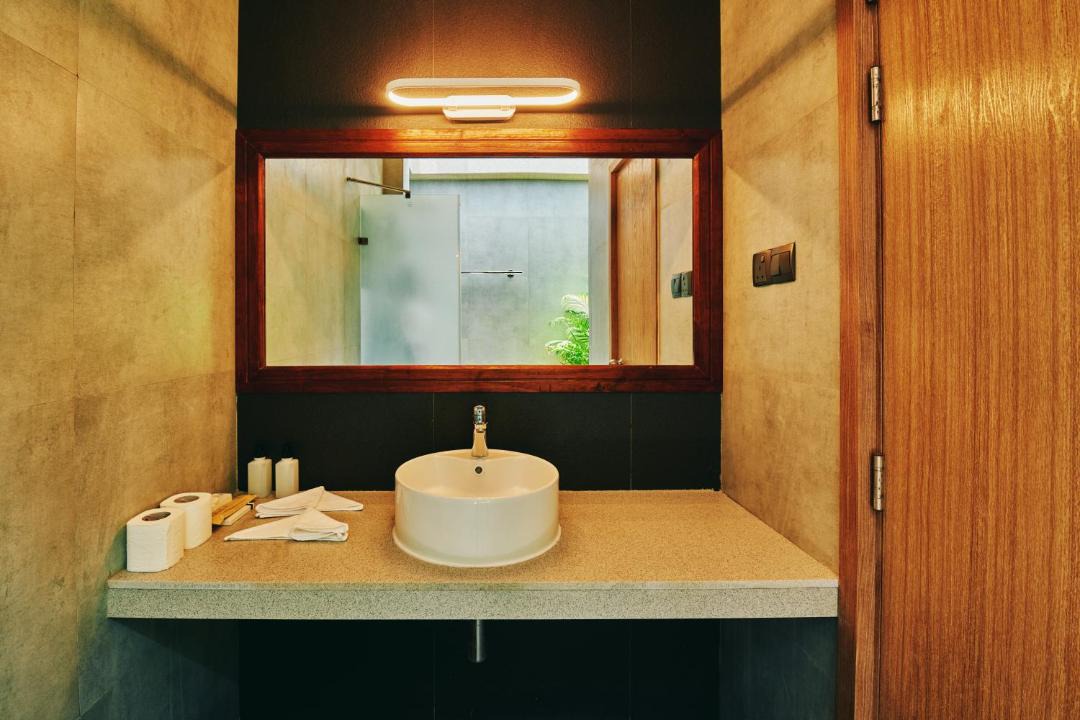 Photo of Bathroom in Maamigili