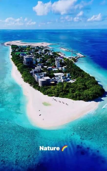 Photo of Others in Ukulhas