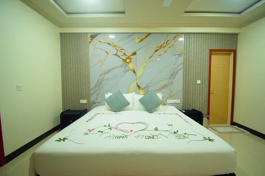 Photo of Others in Milandhoo