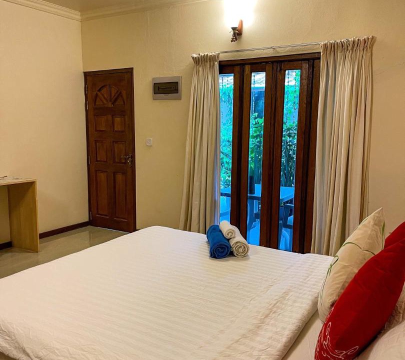 Photo of Others in Thoddoo