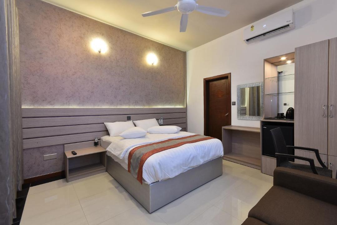 Photo of Others in Ukulhas