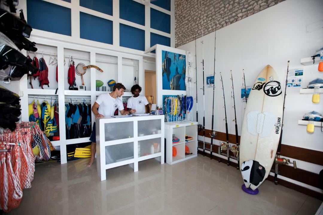 Photo of Others in Athuruga Island