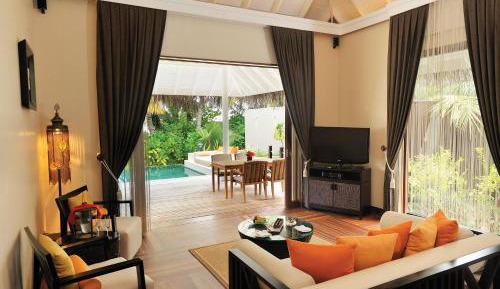 Sunset Beach Suite with Private Pool & Personalized Butler Service - Up to 2 children under 15 dine free with accompanying parents (subject to villa occupancy limits) and receive the same meal plan as the paying adults. Christmas and New Year's Eve supple