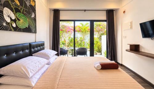 Deluxe Double or Twin Room with Garden View