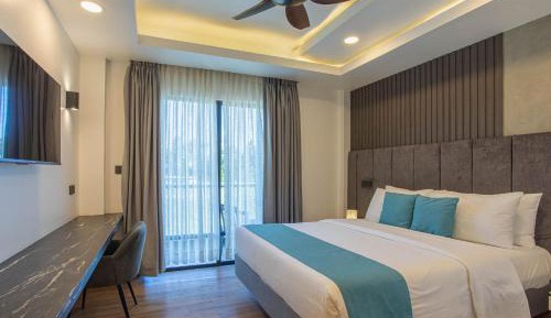 Superior Room with Balcony