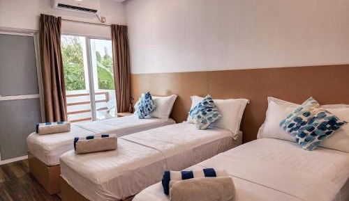 Triple Room with Balcony