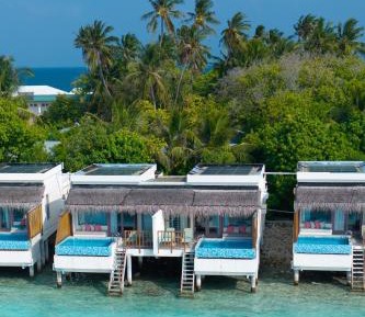 Lagoon Villa with Pool
