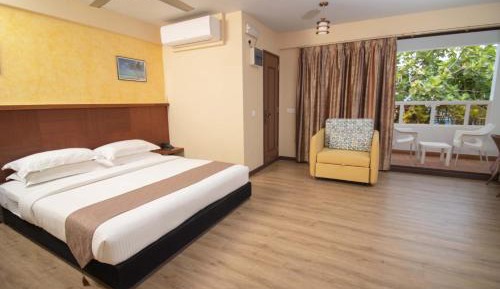 Superior Double Room with Balcony