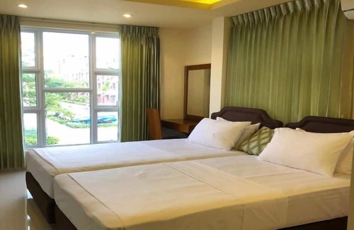 Hulhumale Hotel | Contento Retreat