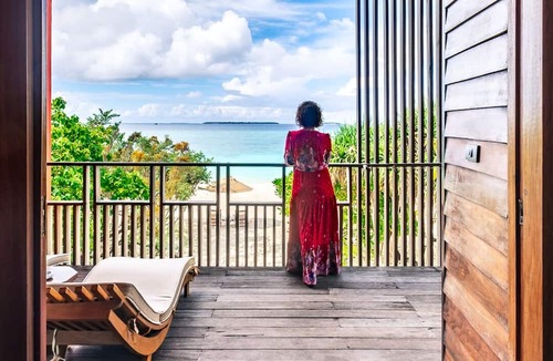 Hanimaadhoo Hotel | The Barefoot Eco Hotel