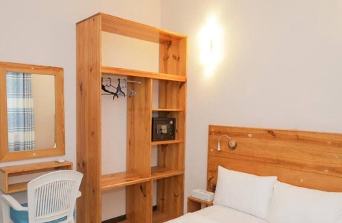 Thulusdhoo Island Hotel | Orimas Retreat
