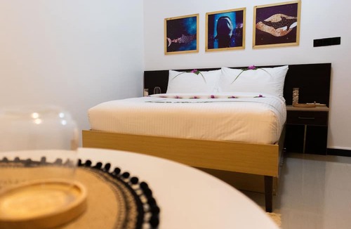 Magoodhoo House | Palm Rest Maldives