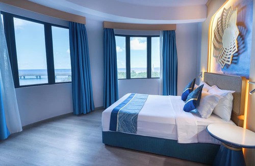 Male Hotel | UMET Seaview Hotel with Free Roundtrip Airport Pick up and drop off