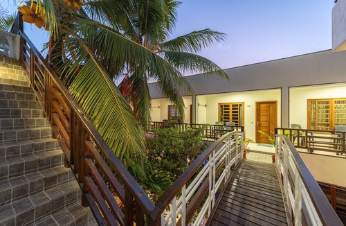 Kamadhoo House | Kamadhoo Inn