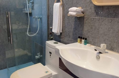Fuvahmulah House | Equator Inn