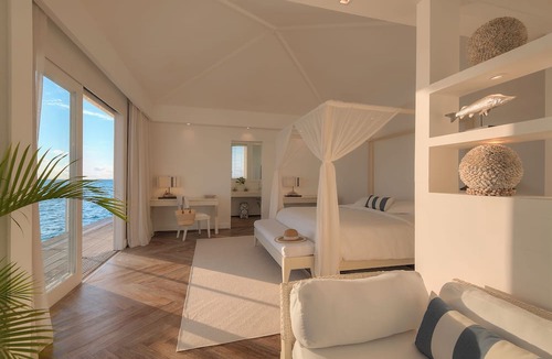 Athuruga Island Resort | Diamonds Athuruga Maldives Resort & Spa
