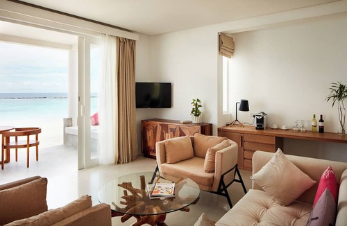 Dhaalu Resort | Sun Siyam Iru Veli - 24 Hours All-Inclusive with Free Transfers