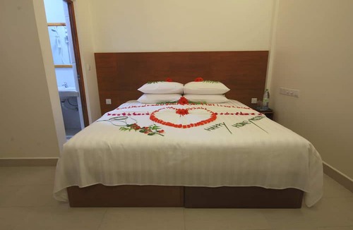 Omadhoo House | Nemo Inn