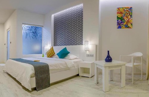 Maafushi House | Velana Beach Hotel Maldives