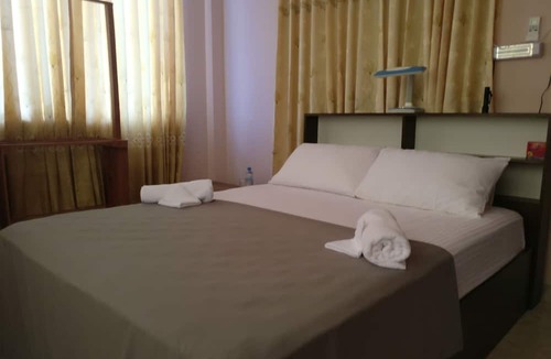 Dhaandhoo House | Baivaru Guesthouse Services