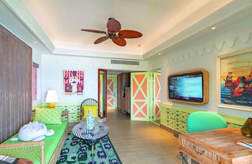 Eh'mafushi Resort | SAii Lagoon Maldives, Curio Collection by Hilton