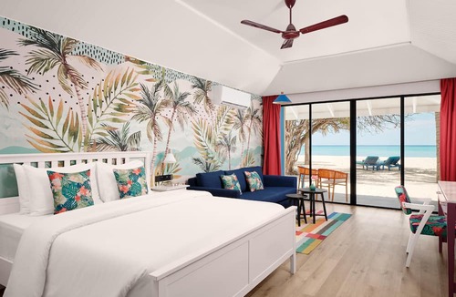 Nalaguraidhoo Resort | Villa Park Sun Island Resort