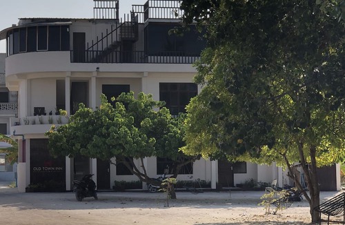 Gaafaru Hotel | Old Town Inn